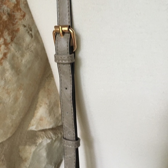 Anthropologie 2 in 1 Vegan Bucket Bag in BLACK - Picture 6 of 9